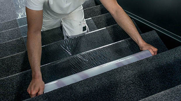 Eik personeelszaken schotel PrimaCover Carpet zelfklevende tapijtfolie voor vloeren en trappen |  BouwTotaal